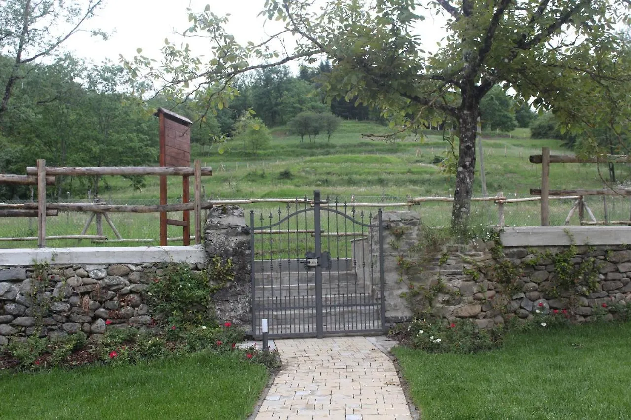 B&B Podere Lambure- Societa Agricola Popiglio Italy